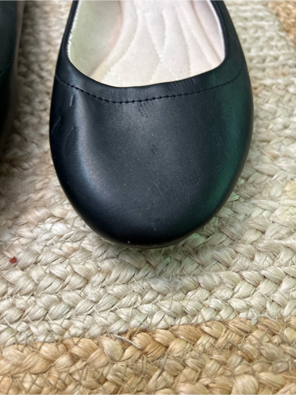 Danskin Poise Black Classic Lightweight Comfortable Ballet Slip on Flats Size 9 - Picture 2 of 7